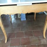Square table