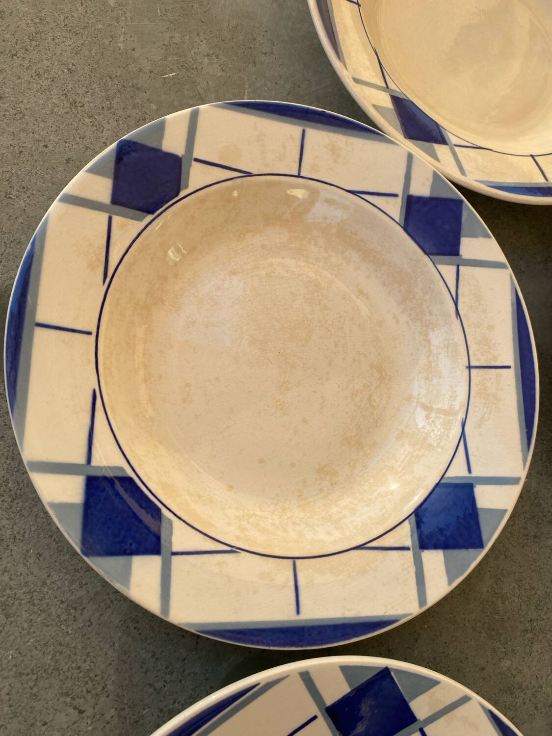 Many faience plates from Digoin Sarguemines, model Efel.