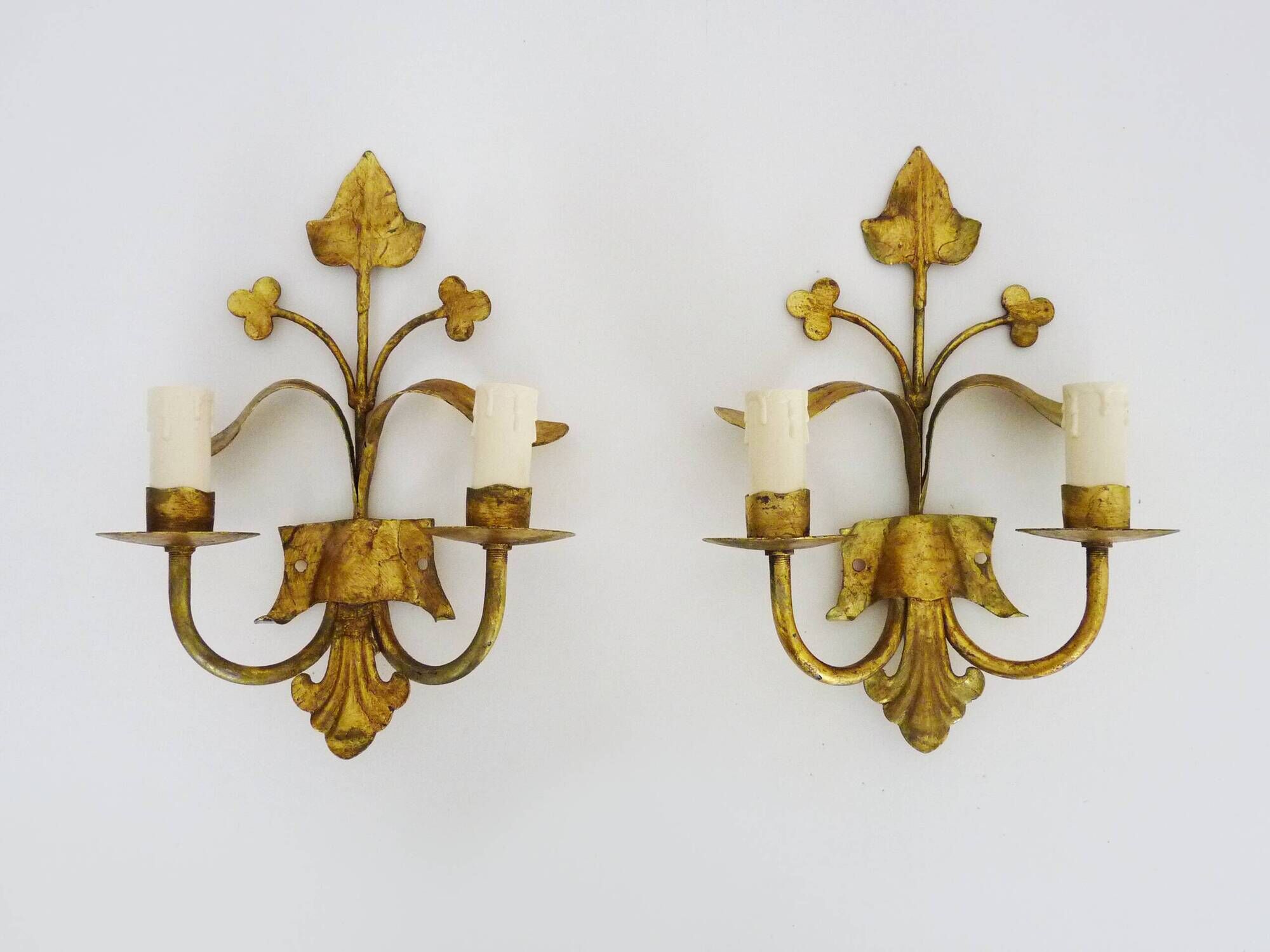 Pair of Italian wall lights with 2 gold leaf gilded arms. 70s 80s