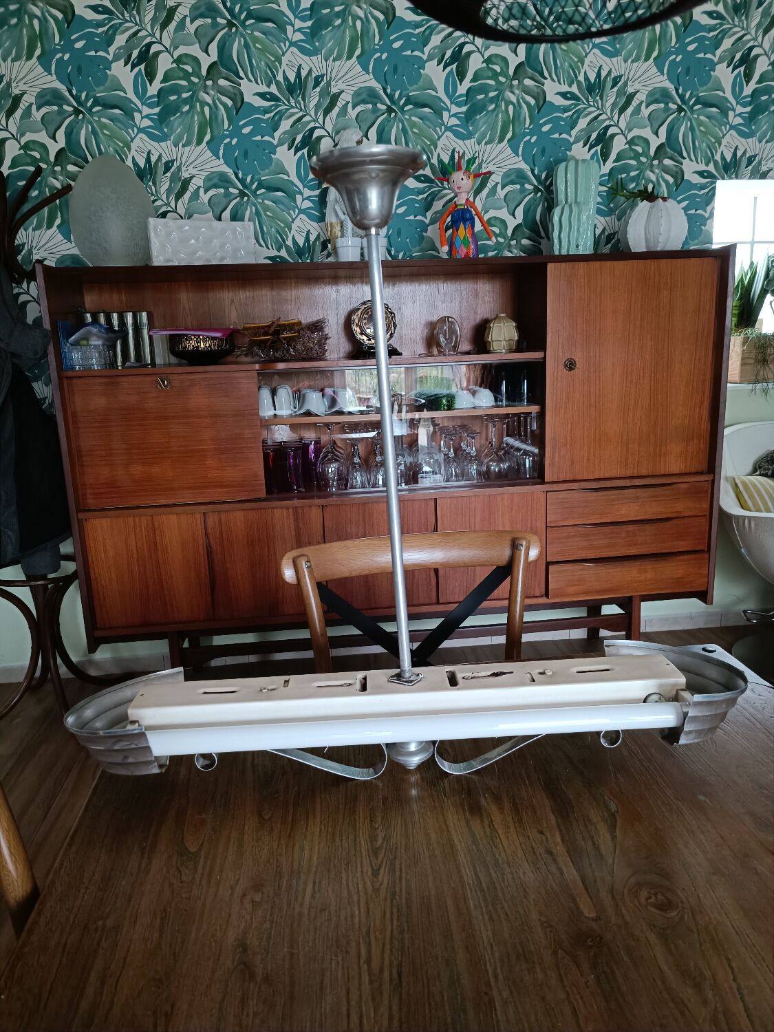 Chandelier kitchen 50s