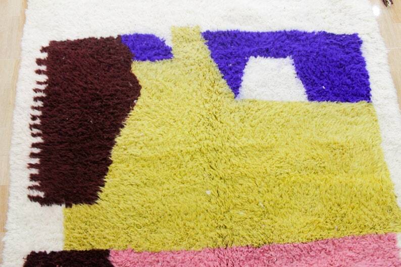 Berber rug in pure wool size 150 x 250 cm