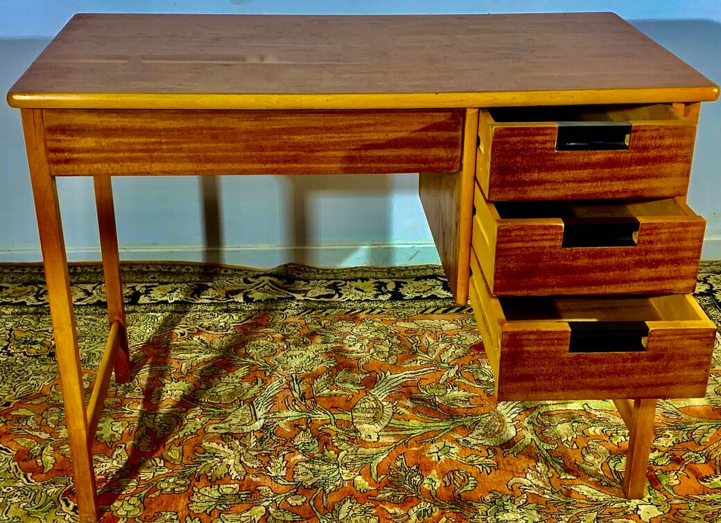 Scandinavian children's desk in teck
