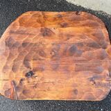 Tabouret brutaliste tripode
