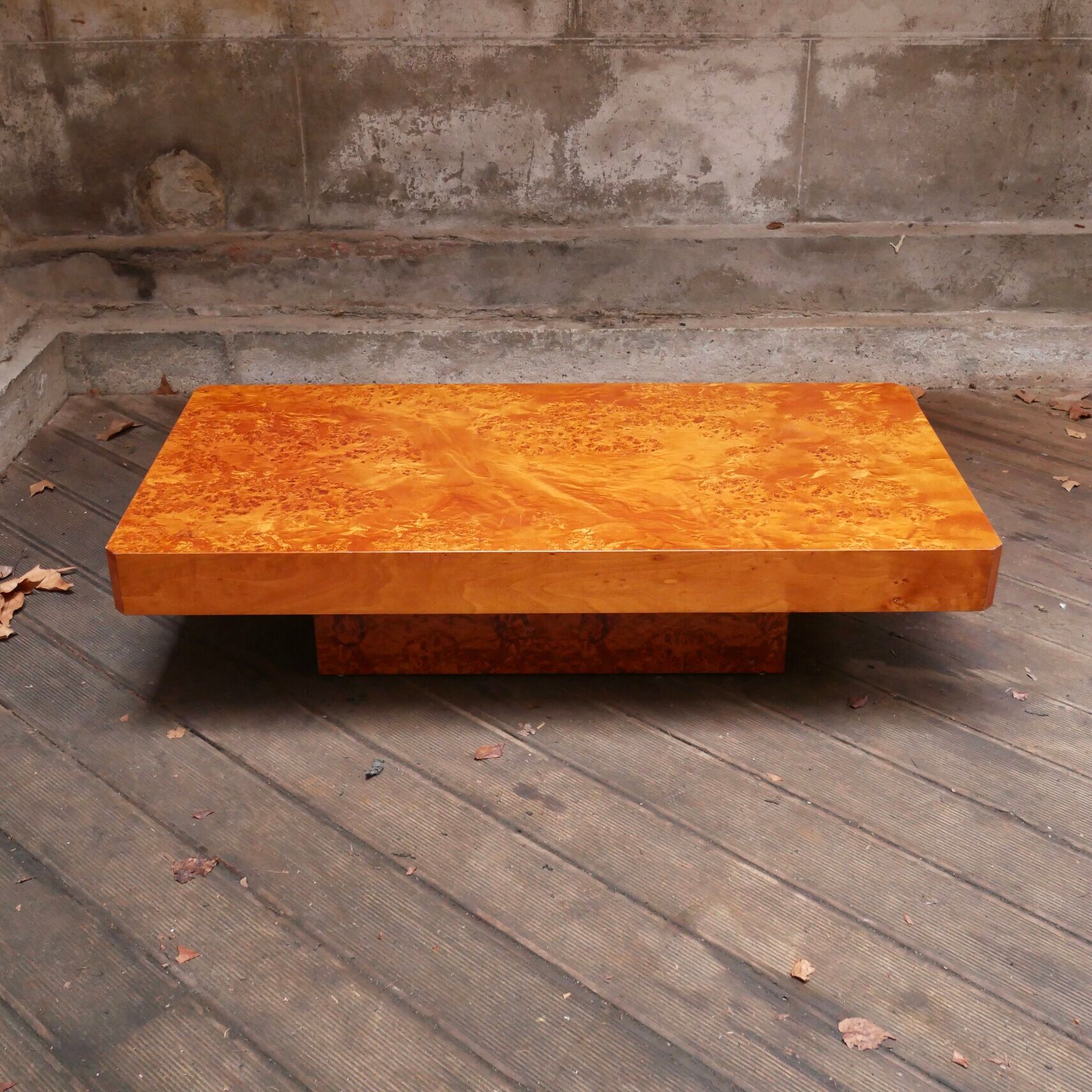 Coffee table in elm magnifying glass Roche Bobois