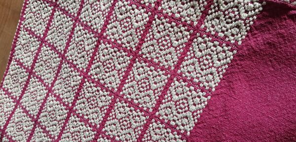 Nappe et 8 serviettes brodées basque ancienne rouge bordeaux