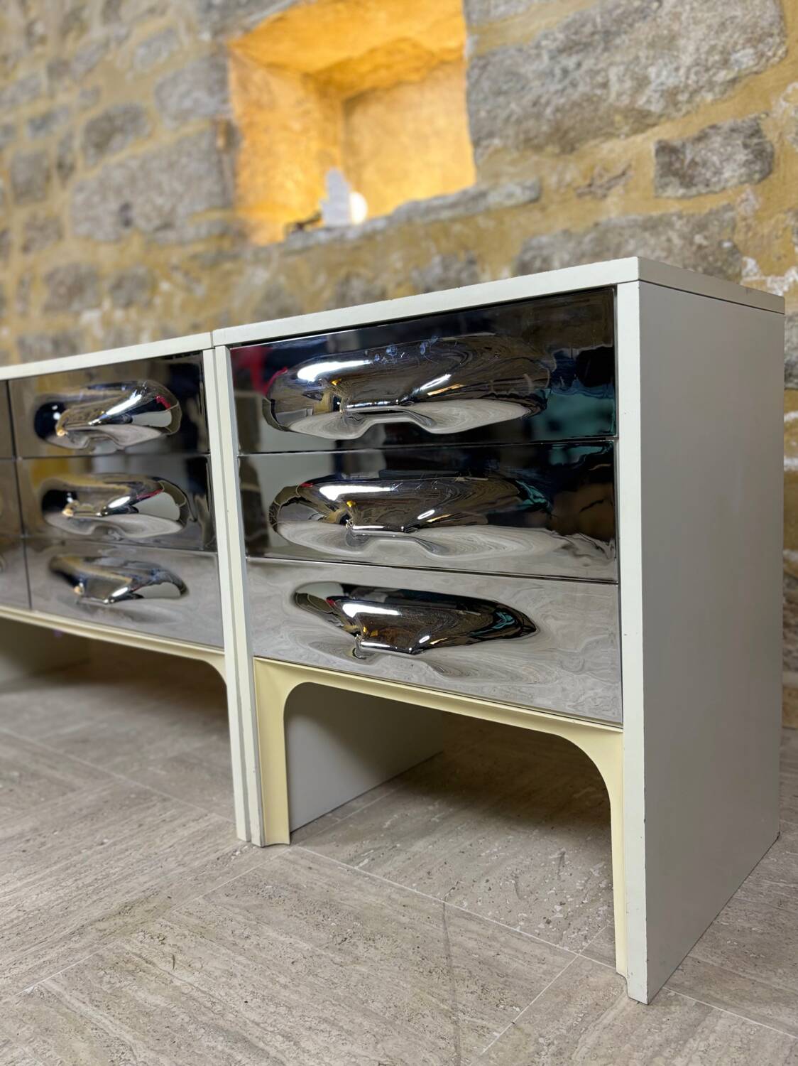 Raymond Loewy DF2000 chest of drawers and bedside tables