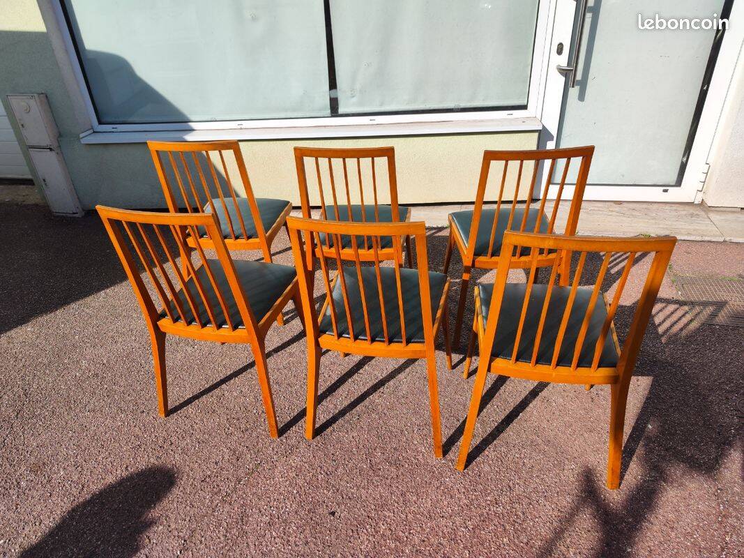 Set of 6 Scandinavian wooden and vintage leatherette chairs