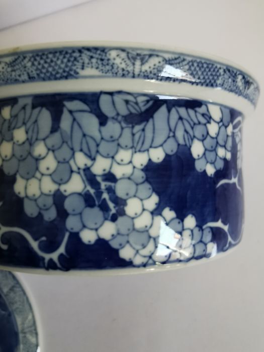 Ancient white blue Chinese ceramic pot