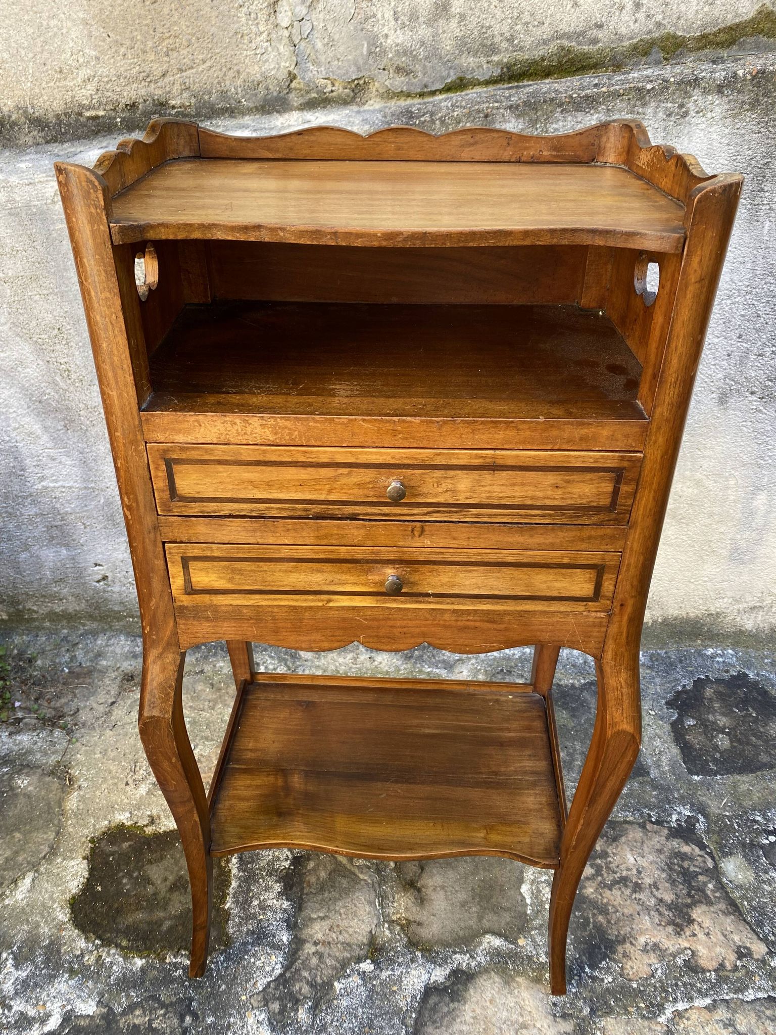 End of sofa/small entry piece of furniture/bedside… in cherry wood