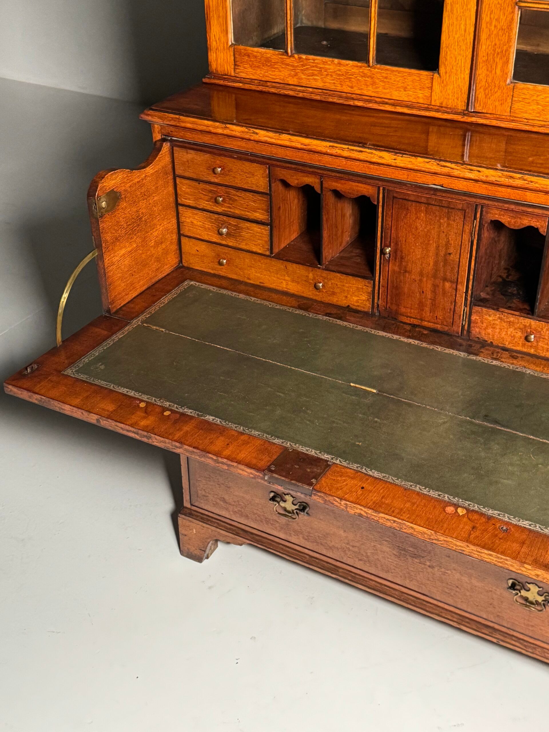 Bureau bibliothèque anglais vers 1800