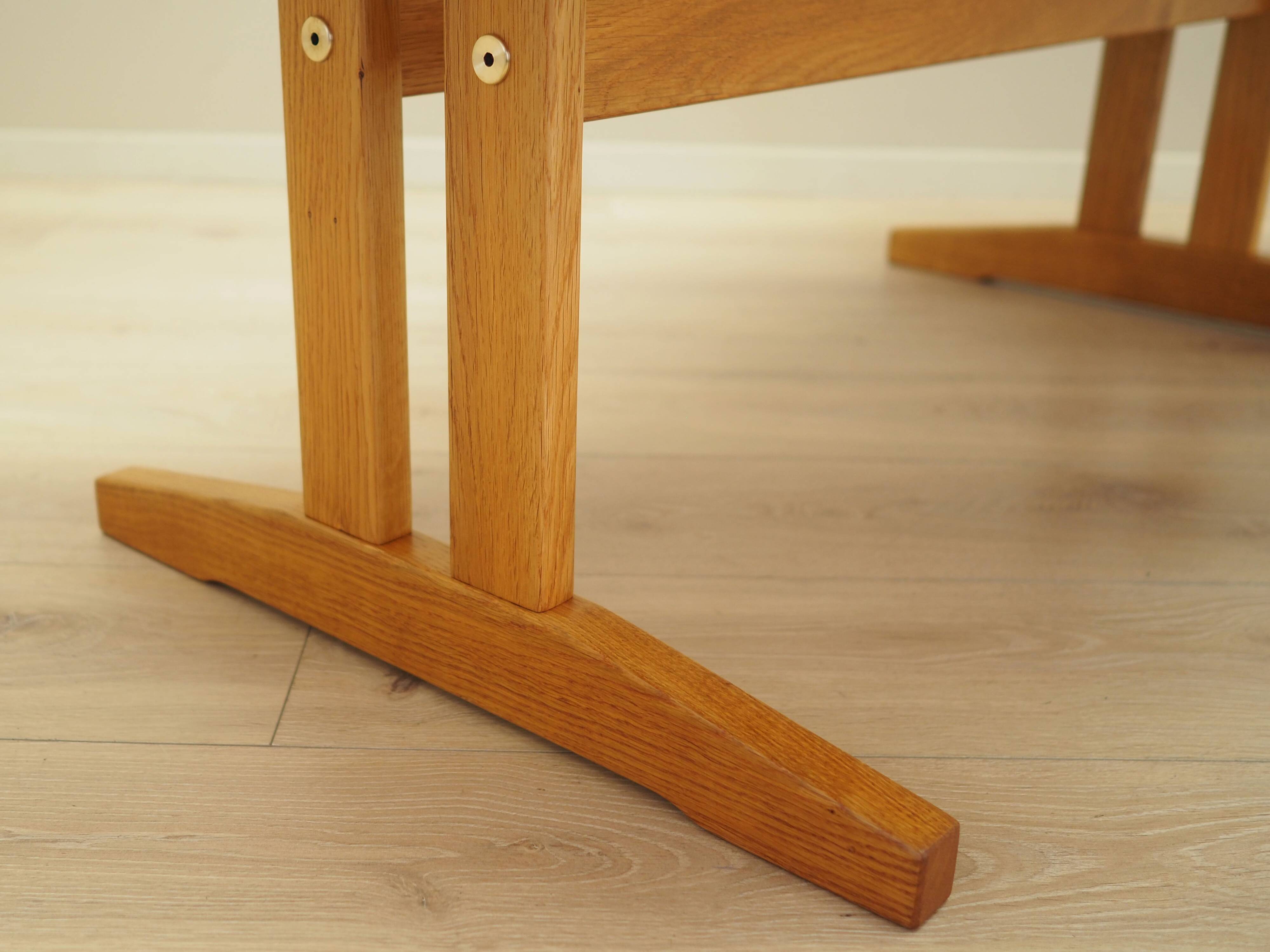 Ash coffee table, Danish design, 1970s, production: Denmark