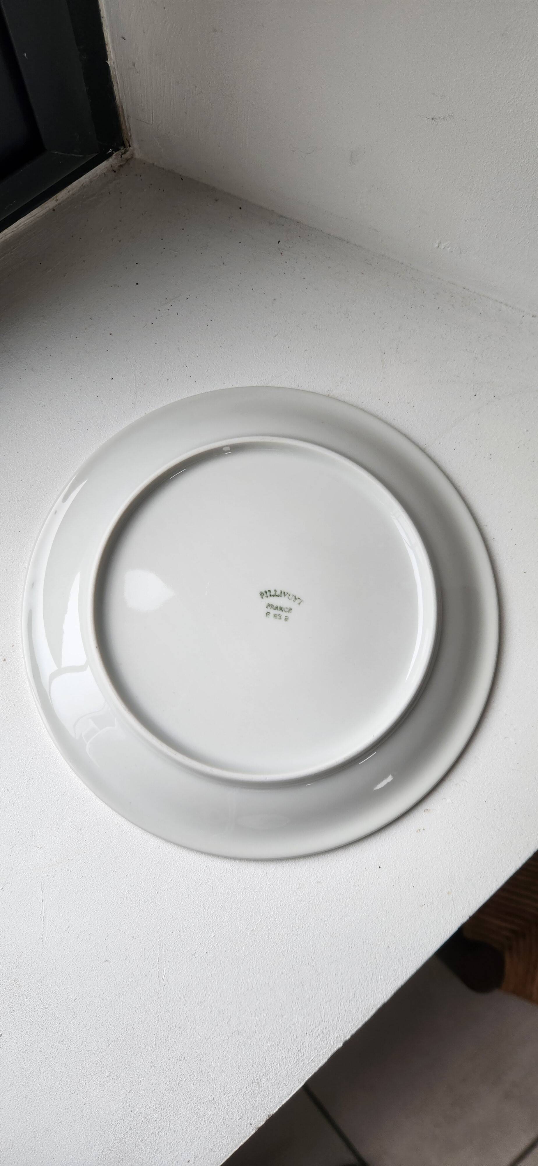 Drainer in porcelain Pillivuyt France