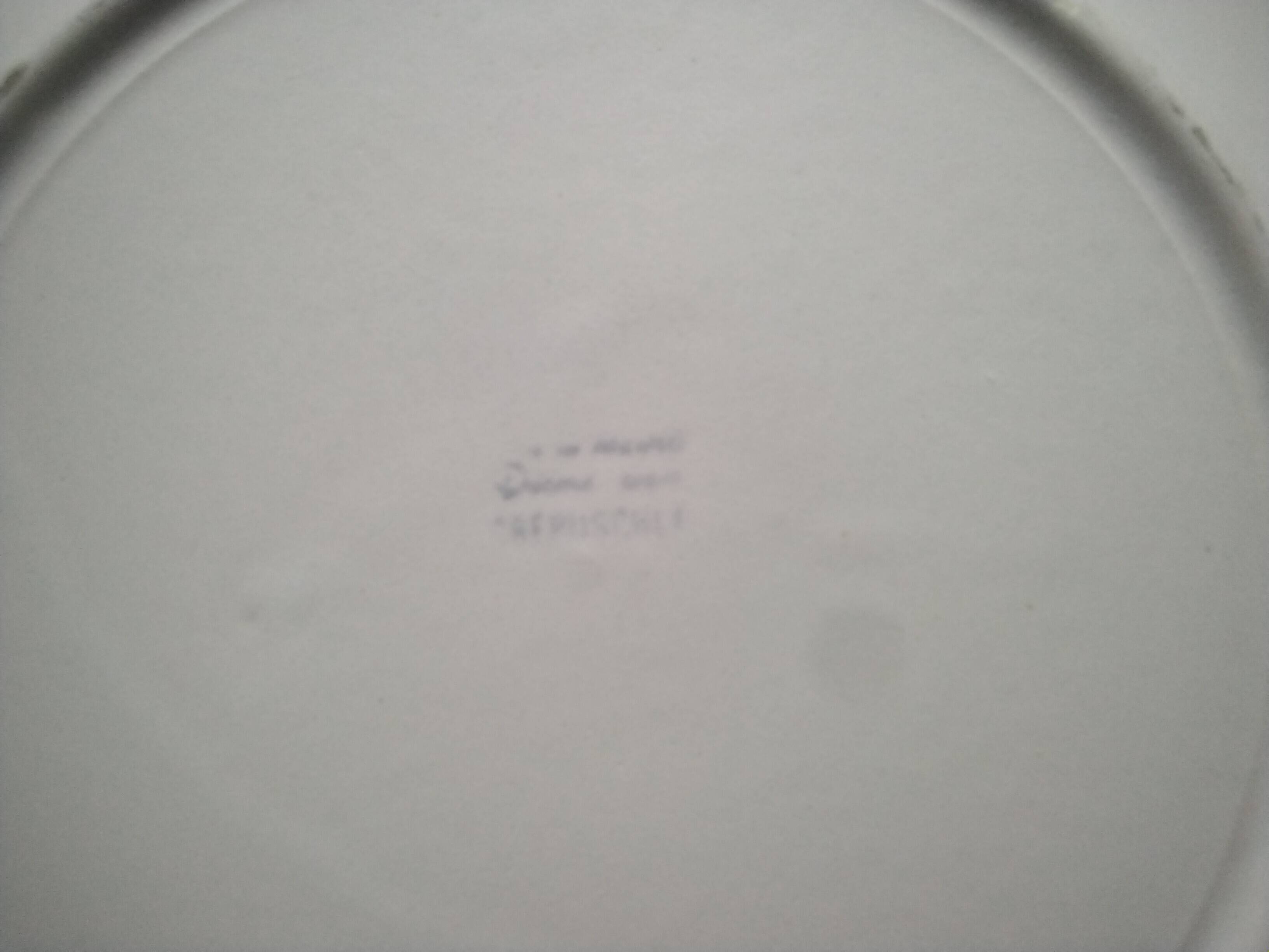 6 Flat plates in gray stoneware Crépuscule model