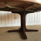 Baumann dining table in teak.