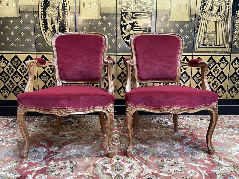 Pair of Louis XV style cabriolet armchairs in red velvet