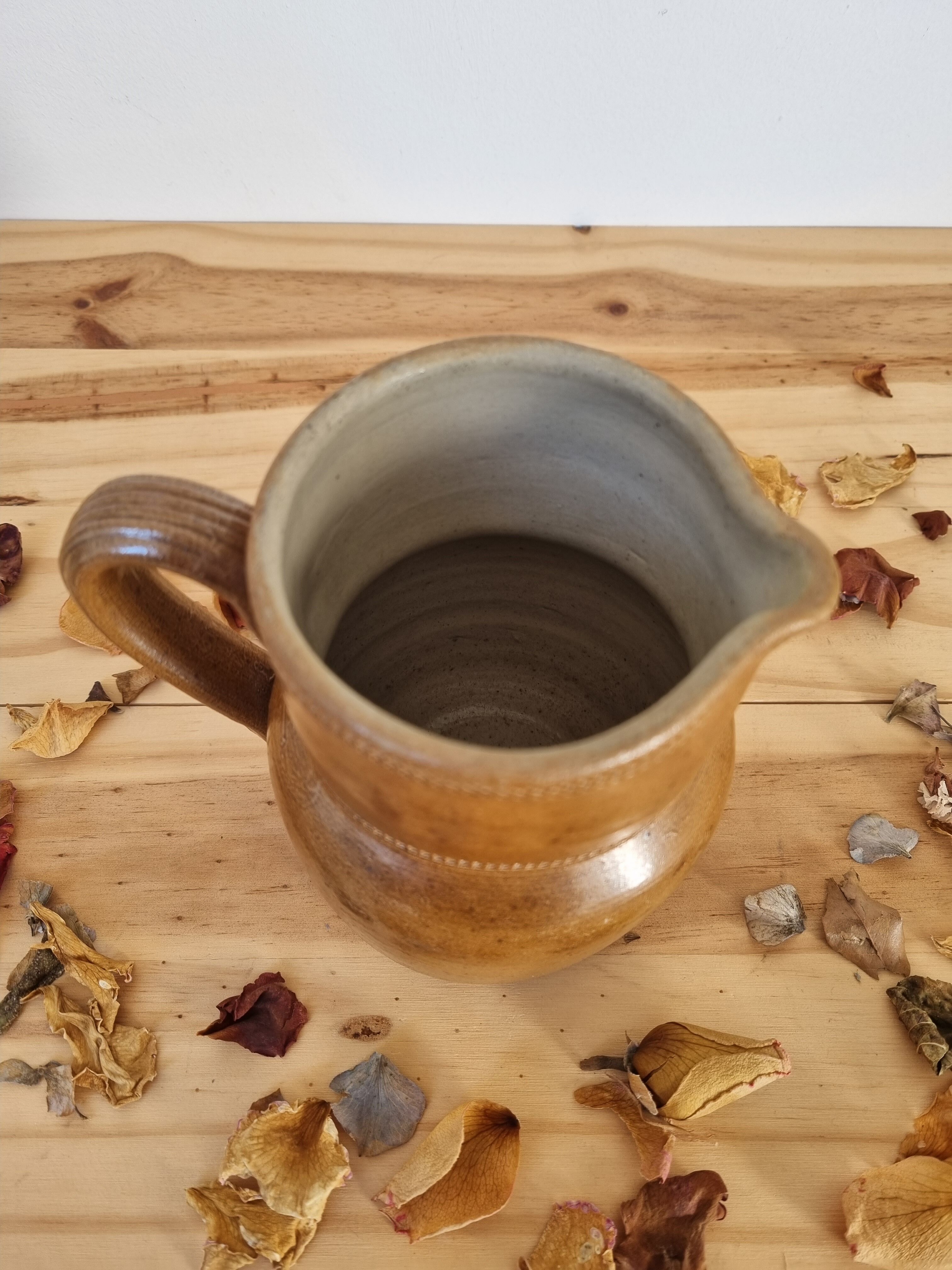 Pair of pitchers carafes vase stoneware