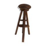 Shop stool with screw