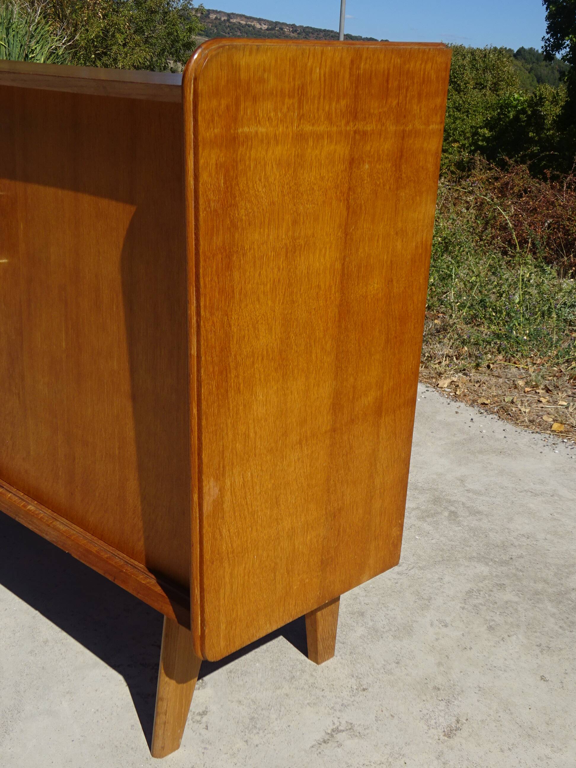 Enfilade vintage aux pieds compas par SAM