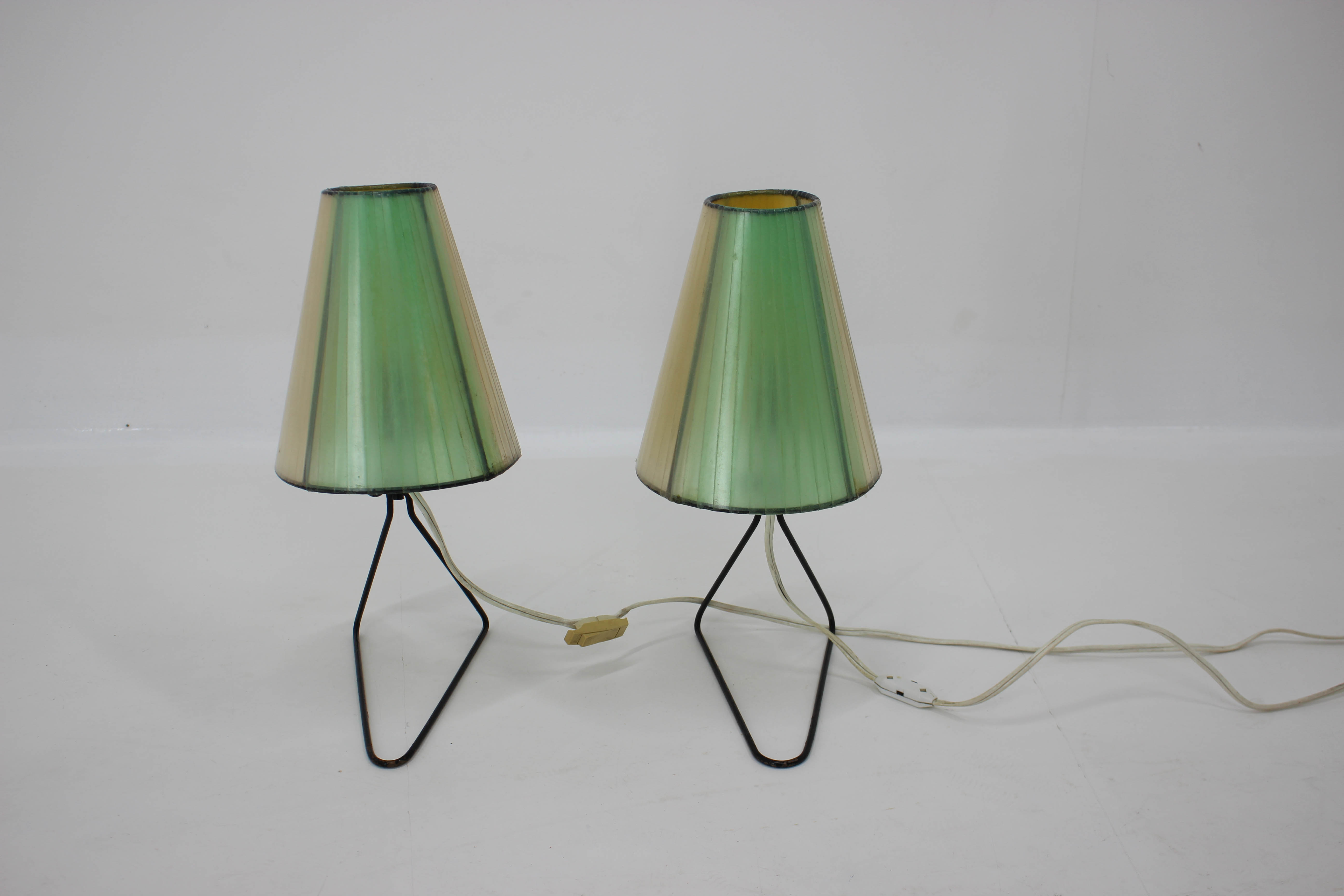 Ensemble de deux lampes de table du milieu du siècle, 1960