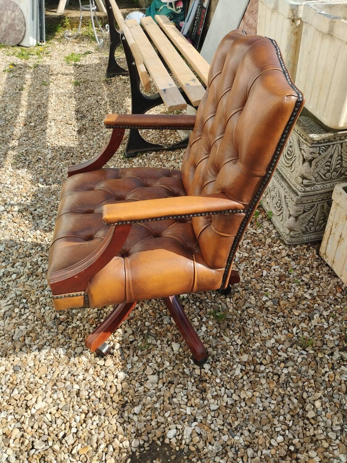 Chesterfield desk chair in antique leather
