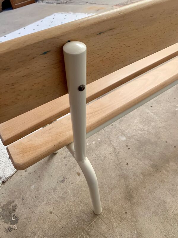 Banc d'école vintage