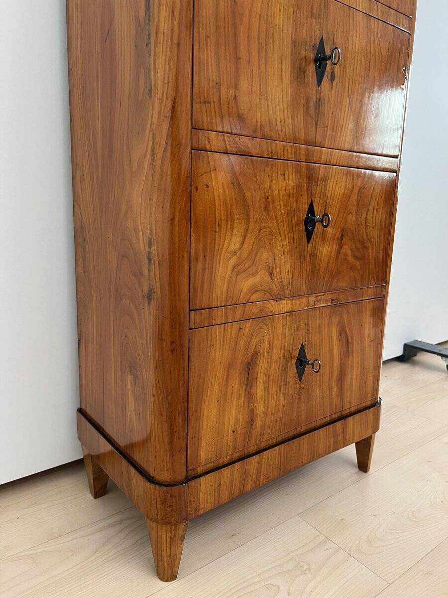 Biedermeier Five-Drawer Chiffonier in Cherry Veneer, South Germany, 1830s
