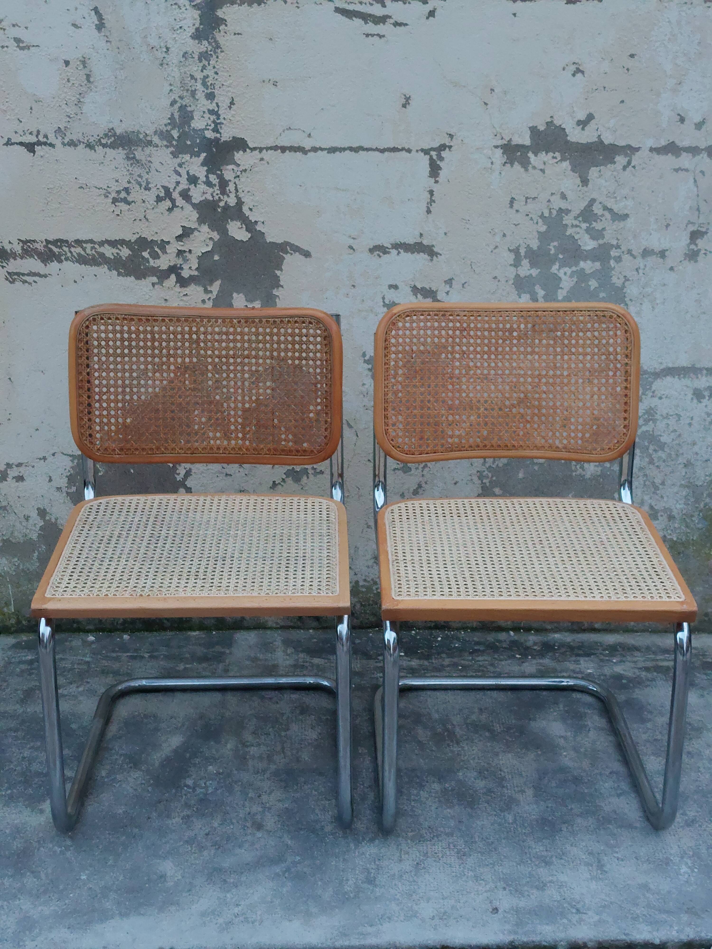 Paire de chaises B32 de Marcel Breuer signée Italie