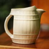 Barrel shaped decanter