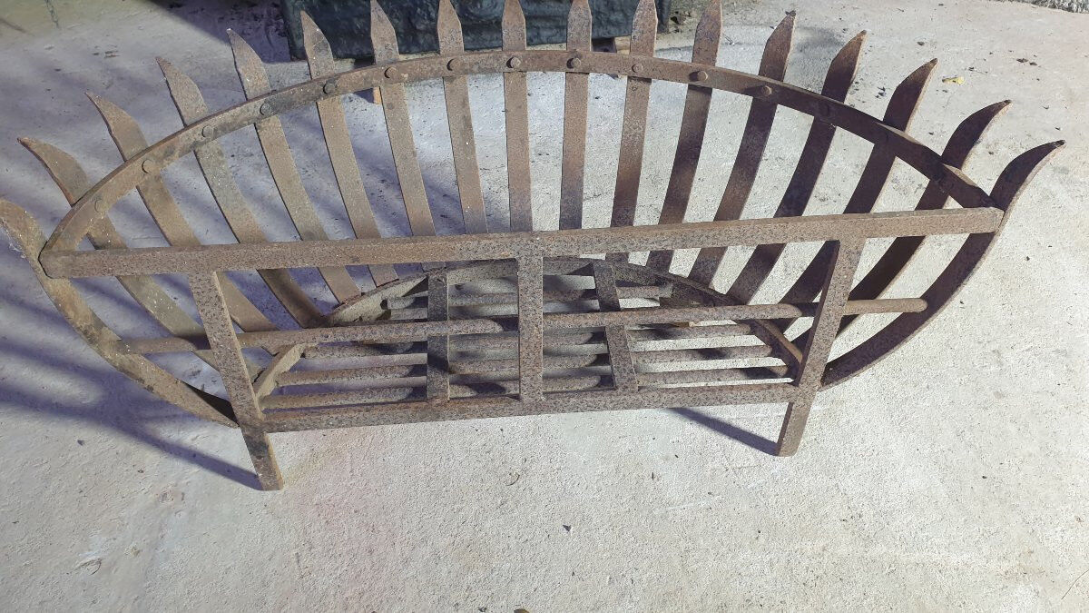 Wrought iron log holder in the shape of a semicircle - 20th century