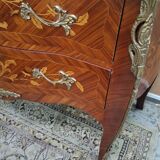 Marquetry chest of drawers