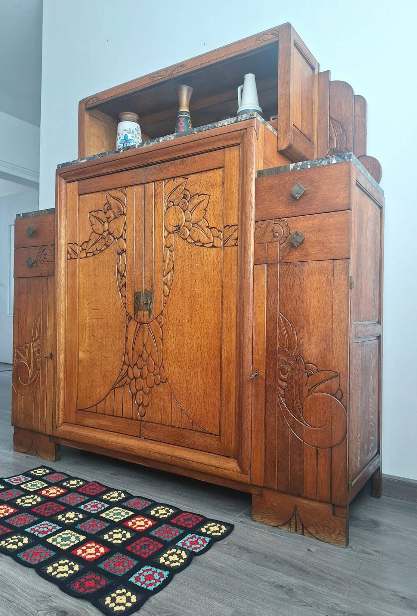 Buffet art déco plateaux marbre, meuble vaisselier ancien, vitrine