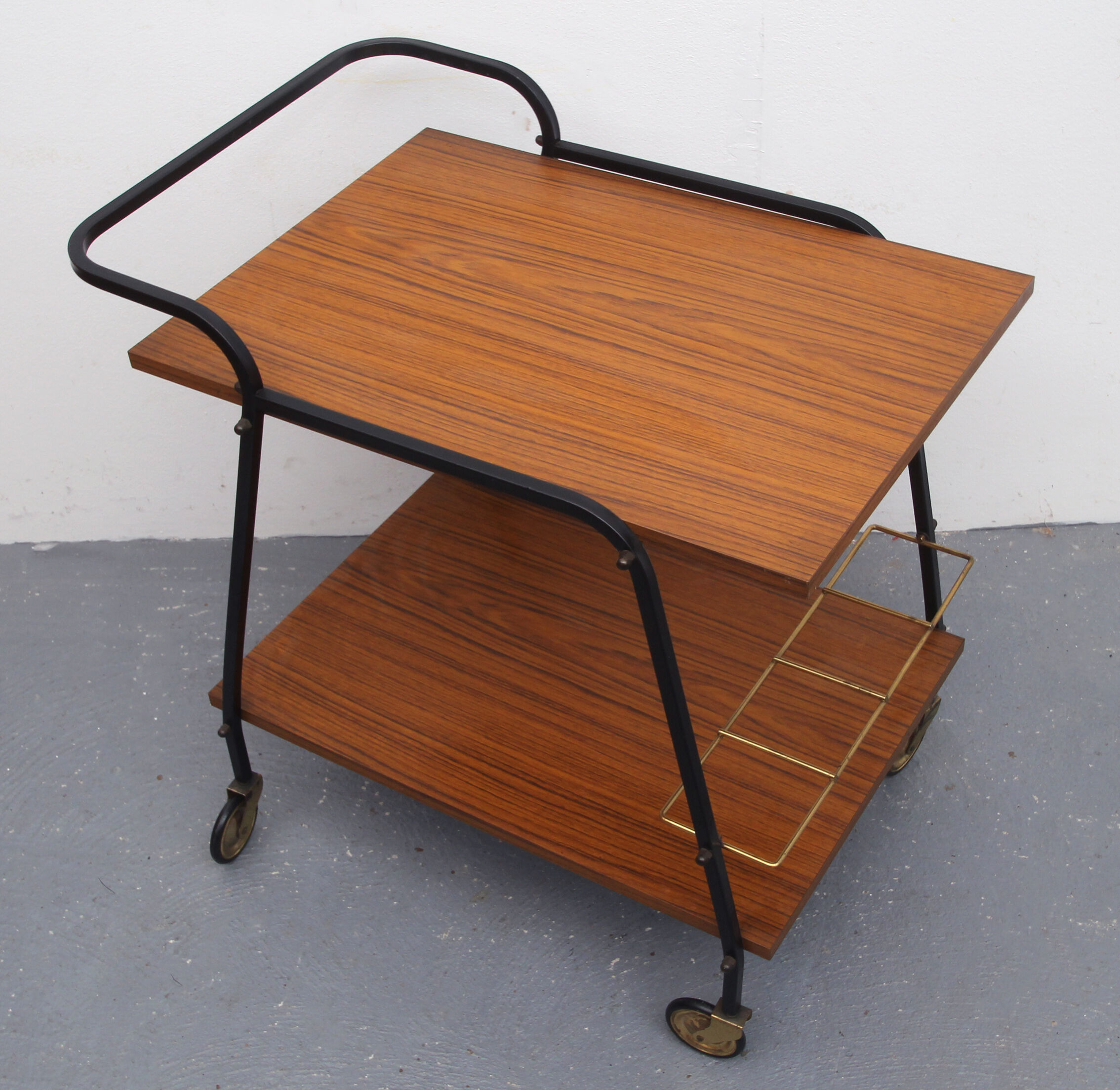 Bar trolley in wooden formica, 1960