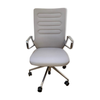 Ac5 work seat by Antonio Citterio, vitra edition