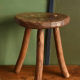 Tripod brutalist stool