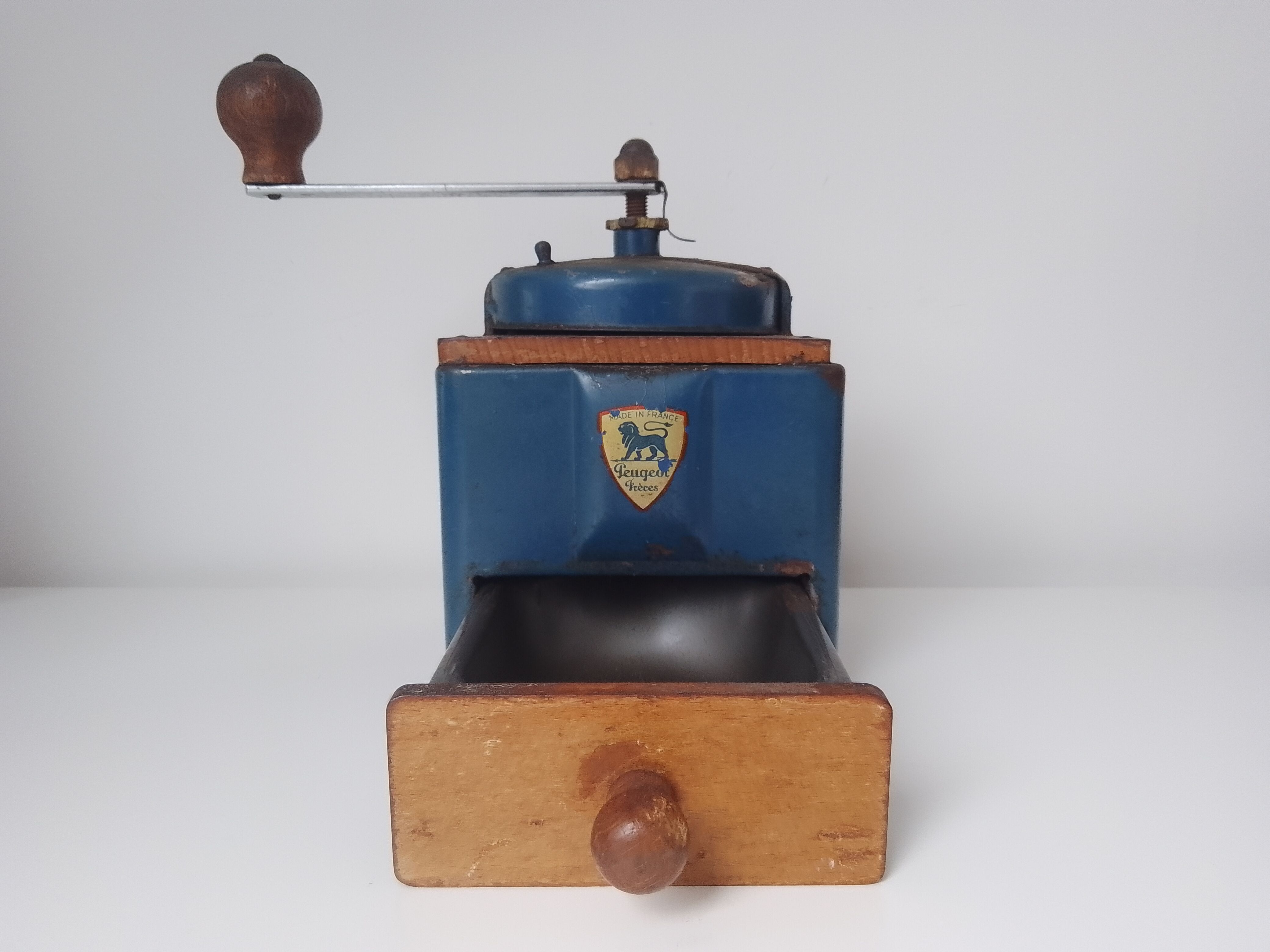 Vintage peugeot frères 50s coffee grinder
