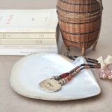 Natural pearl oyster mother-of-pearl pocket emptier, 1970s