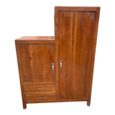 Armoire asymétrique