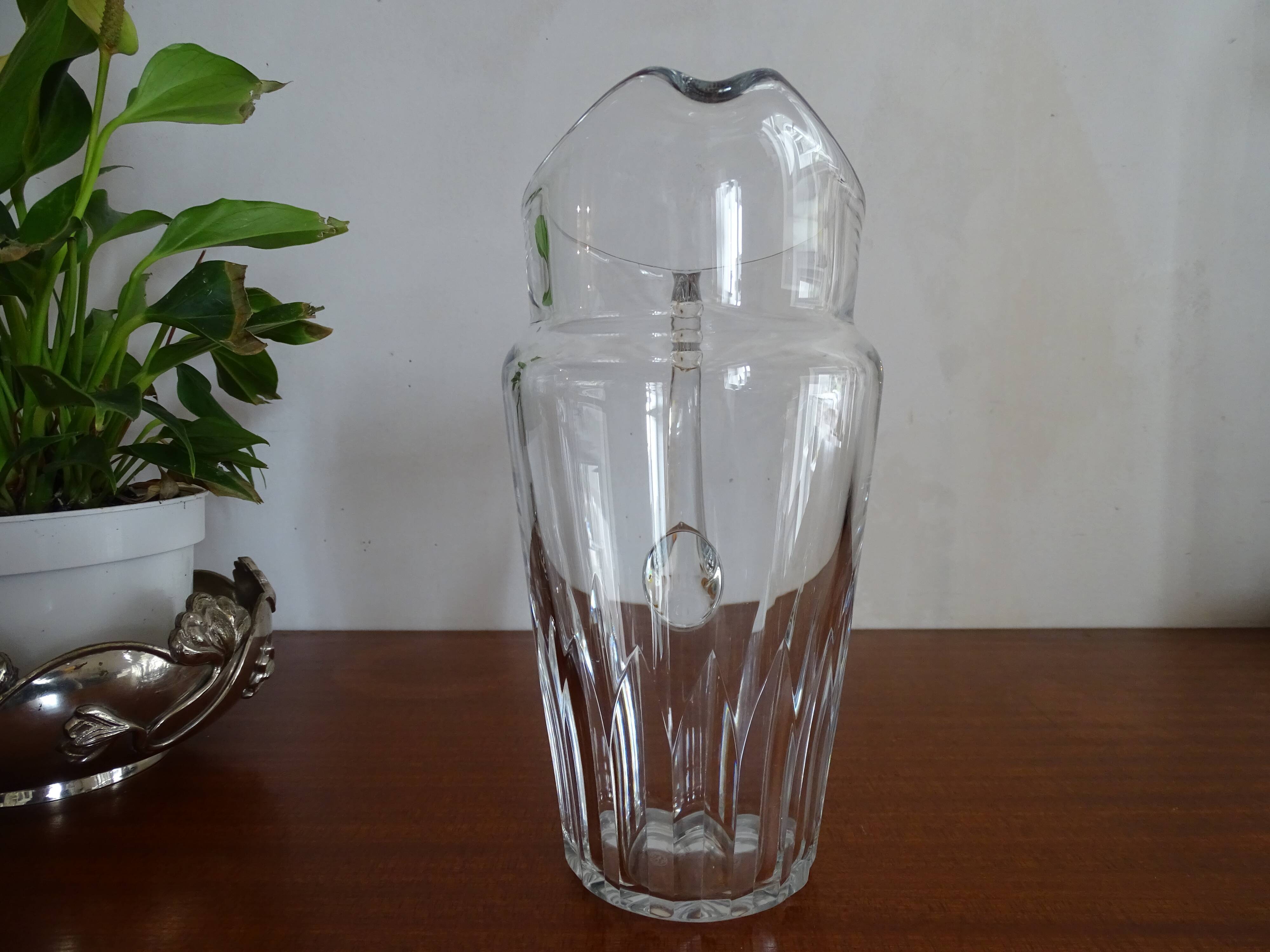 Crystal water broc Baccarat - model cote d'azur - Signed