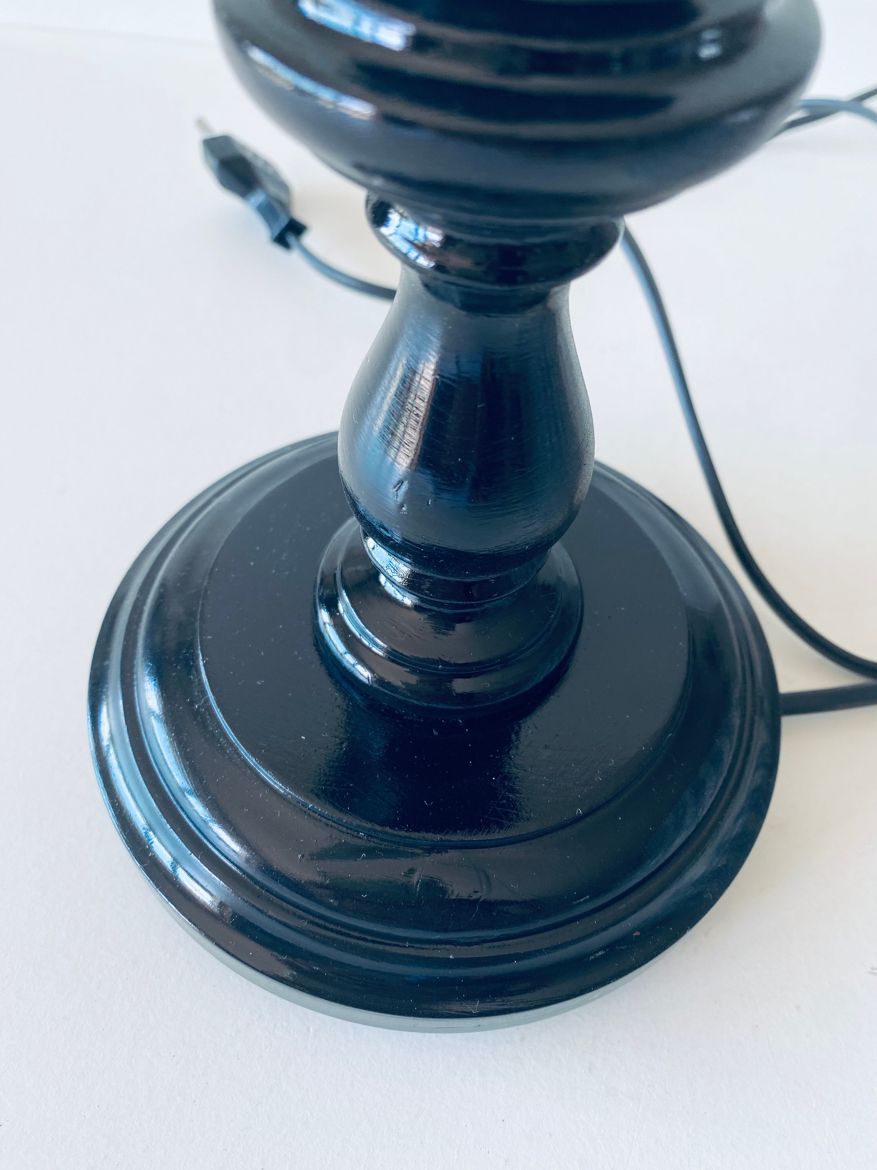 Pair of turned wooden bedside lamps