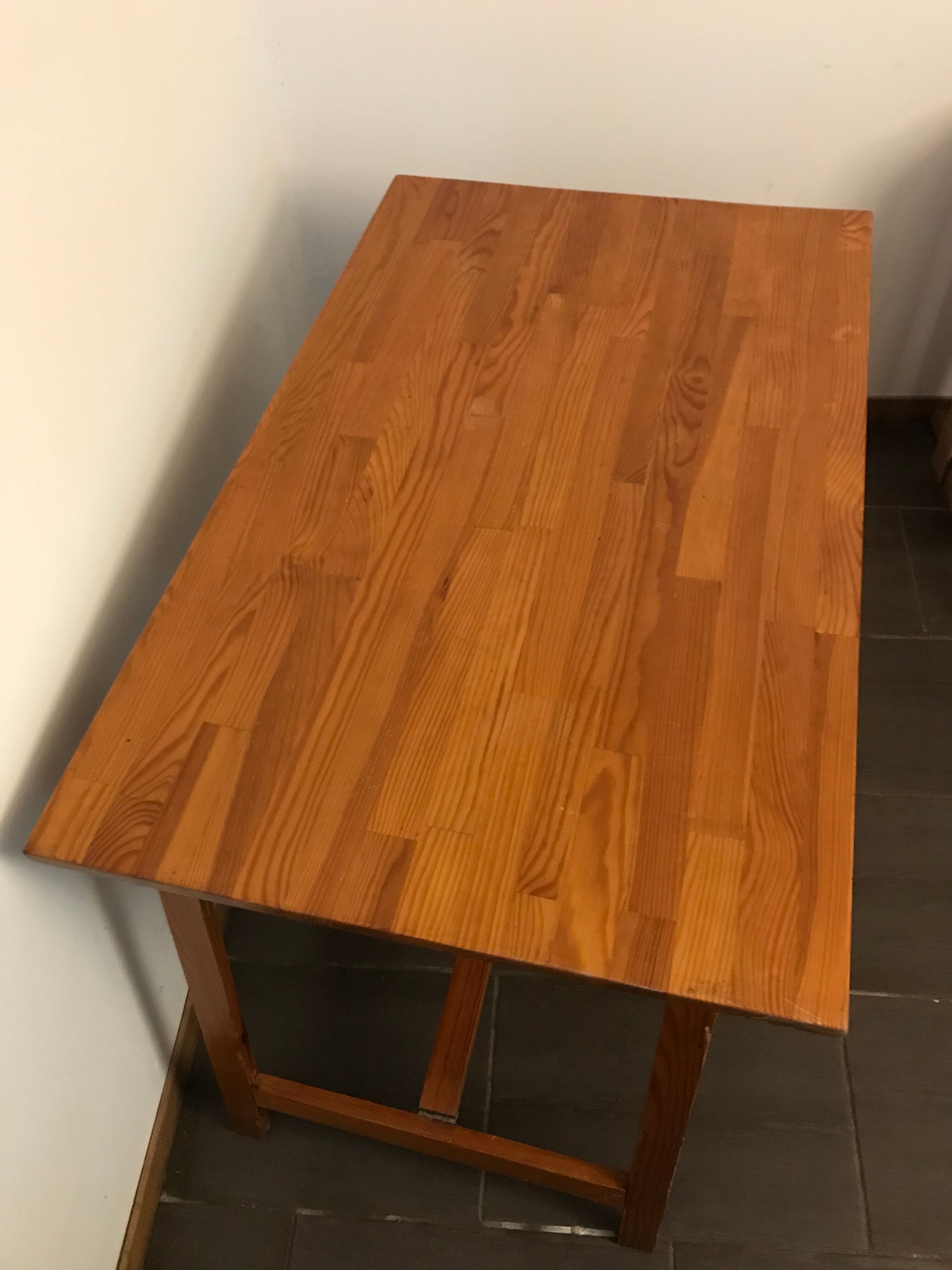 Bureau en bois sur tréteaux 1960
