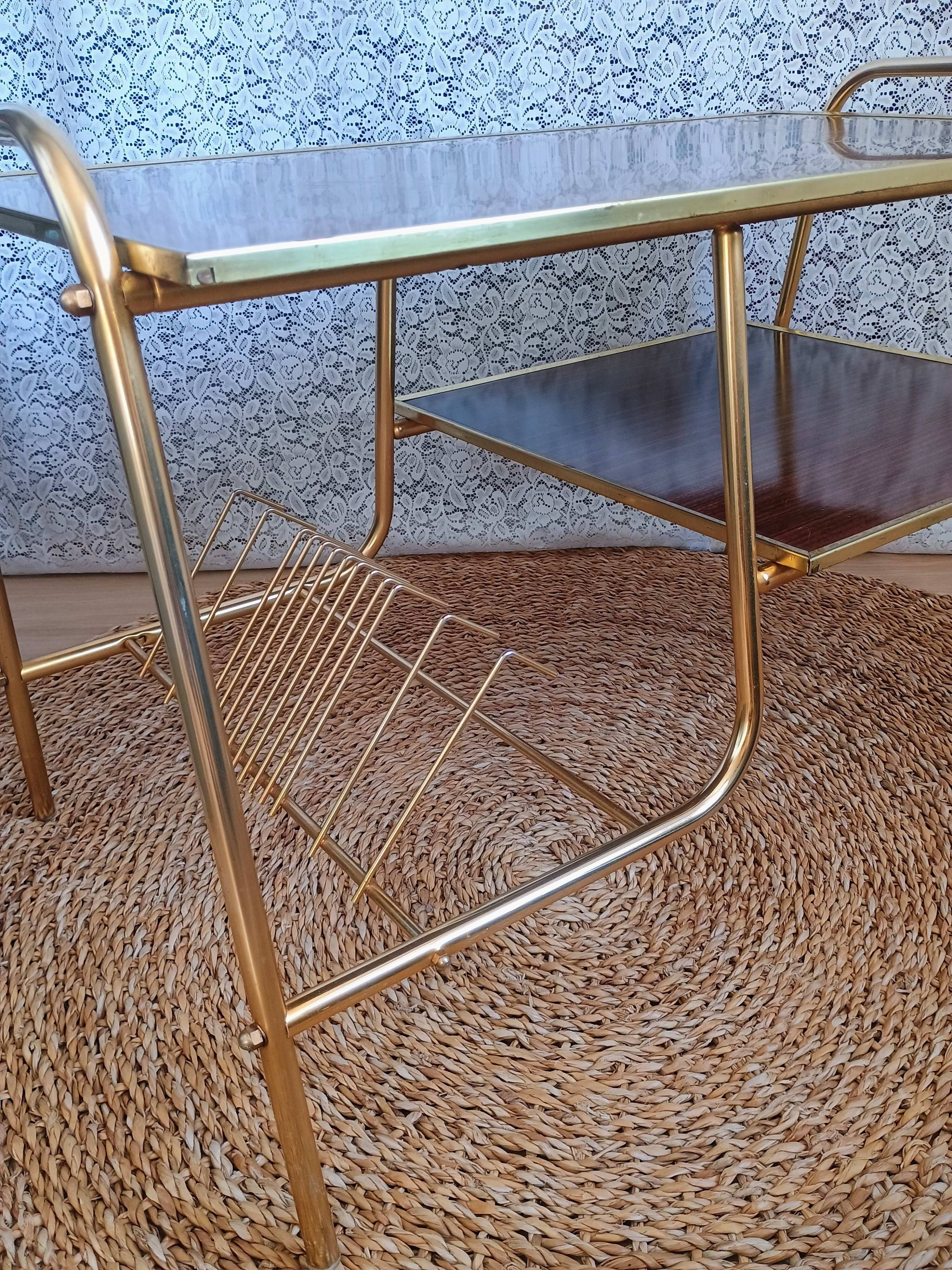 Coffee table with gold metal vinyl holder from the 70s)
