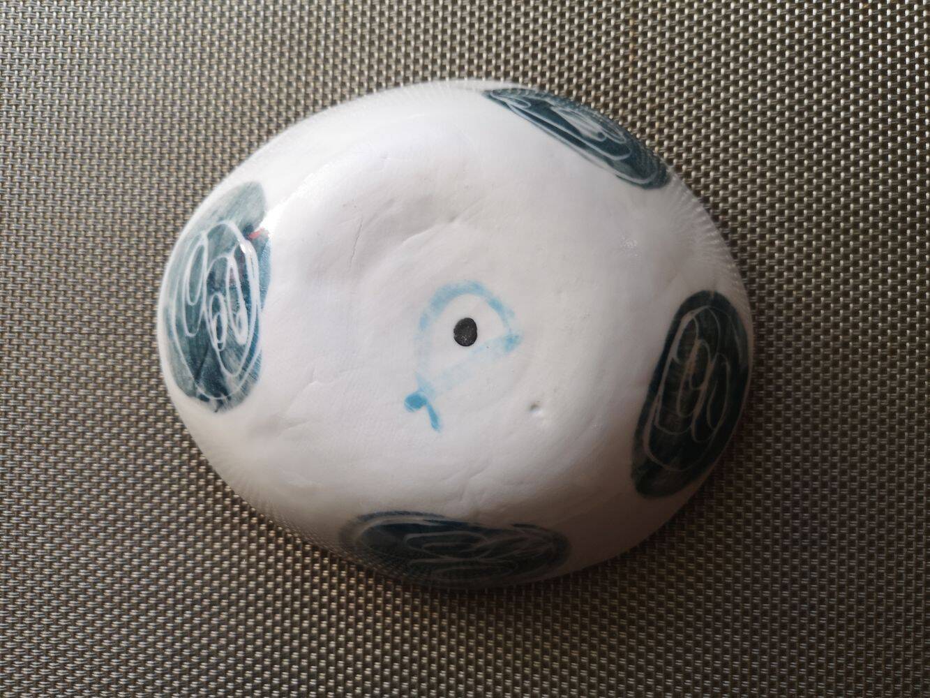 Porcelain cup artisanal work