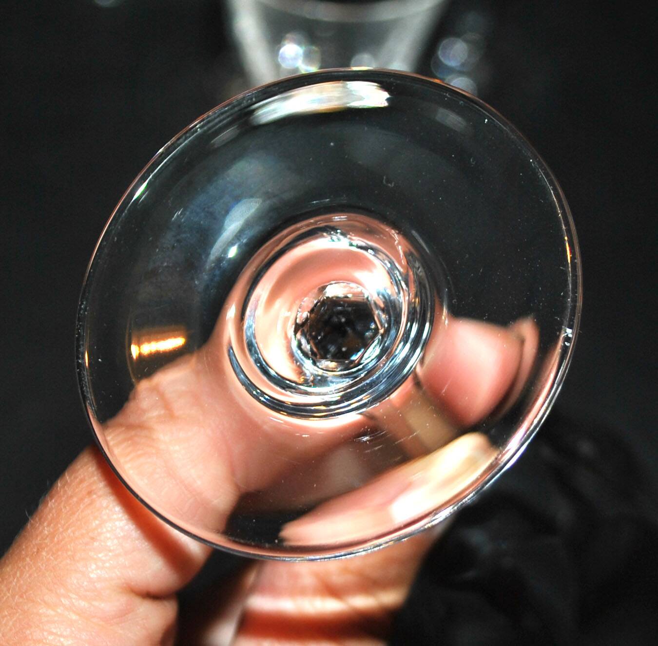 Set of 8 cerdagne wine glasses in cut crystal from saint louis h13cm