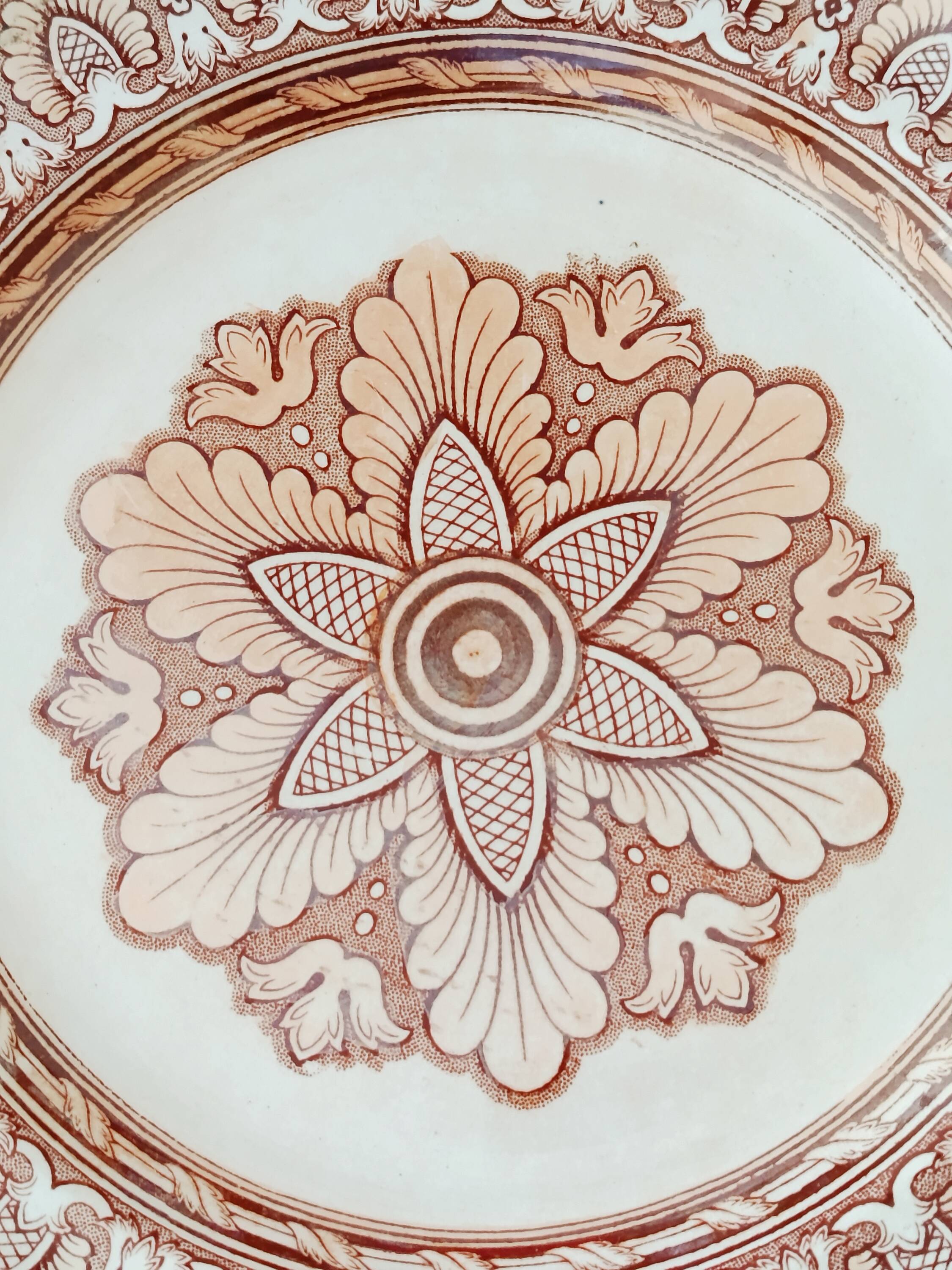 Set of 2 flat plates Petrus Regout, Tancrède