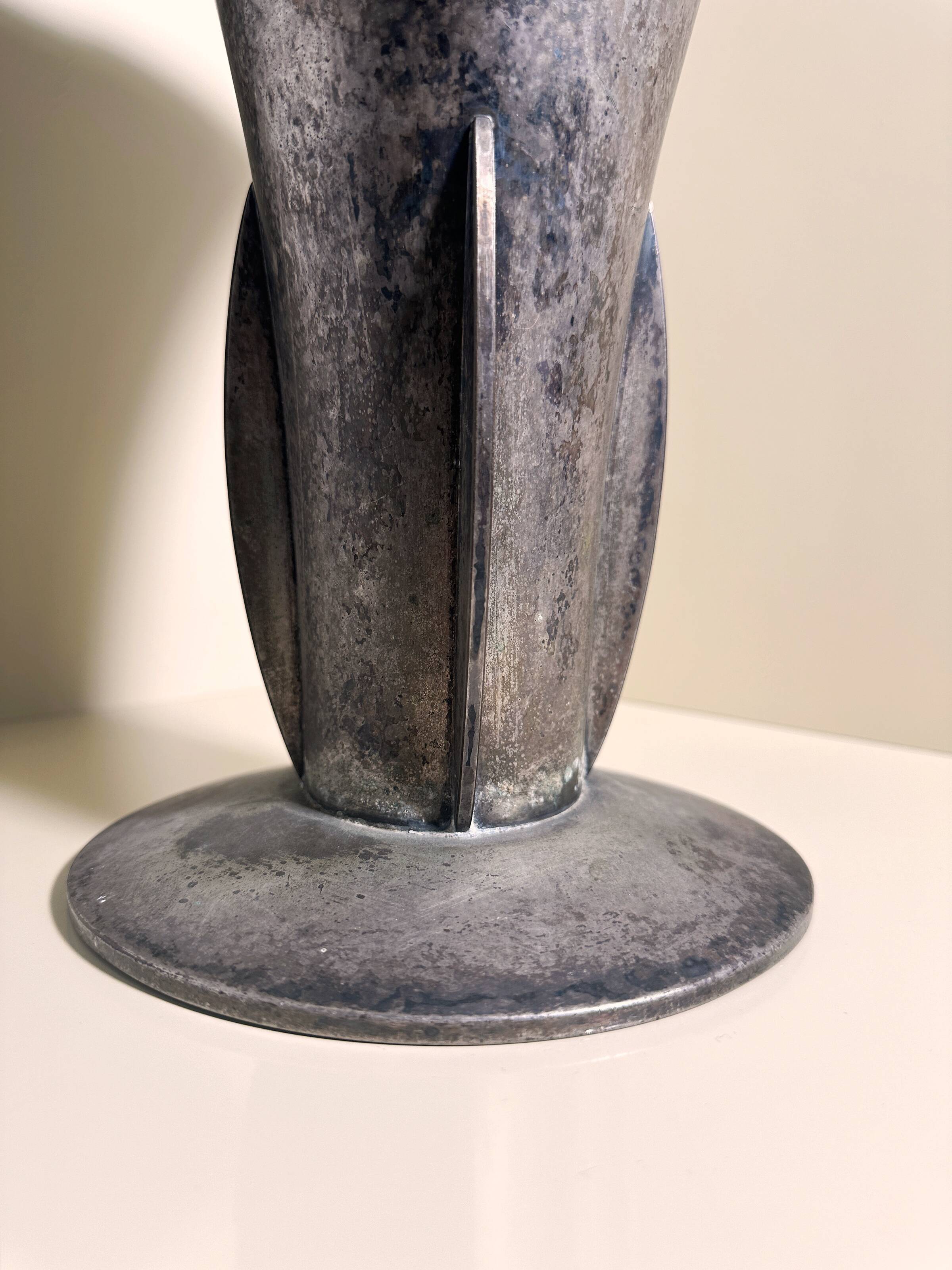 Large silver-plated amphora vase - WMF 1925 with original patina