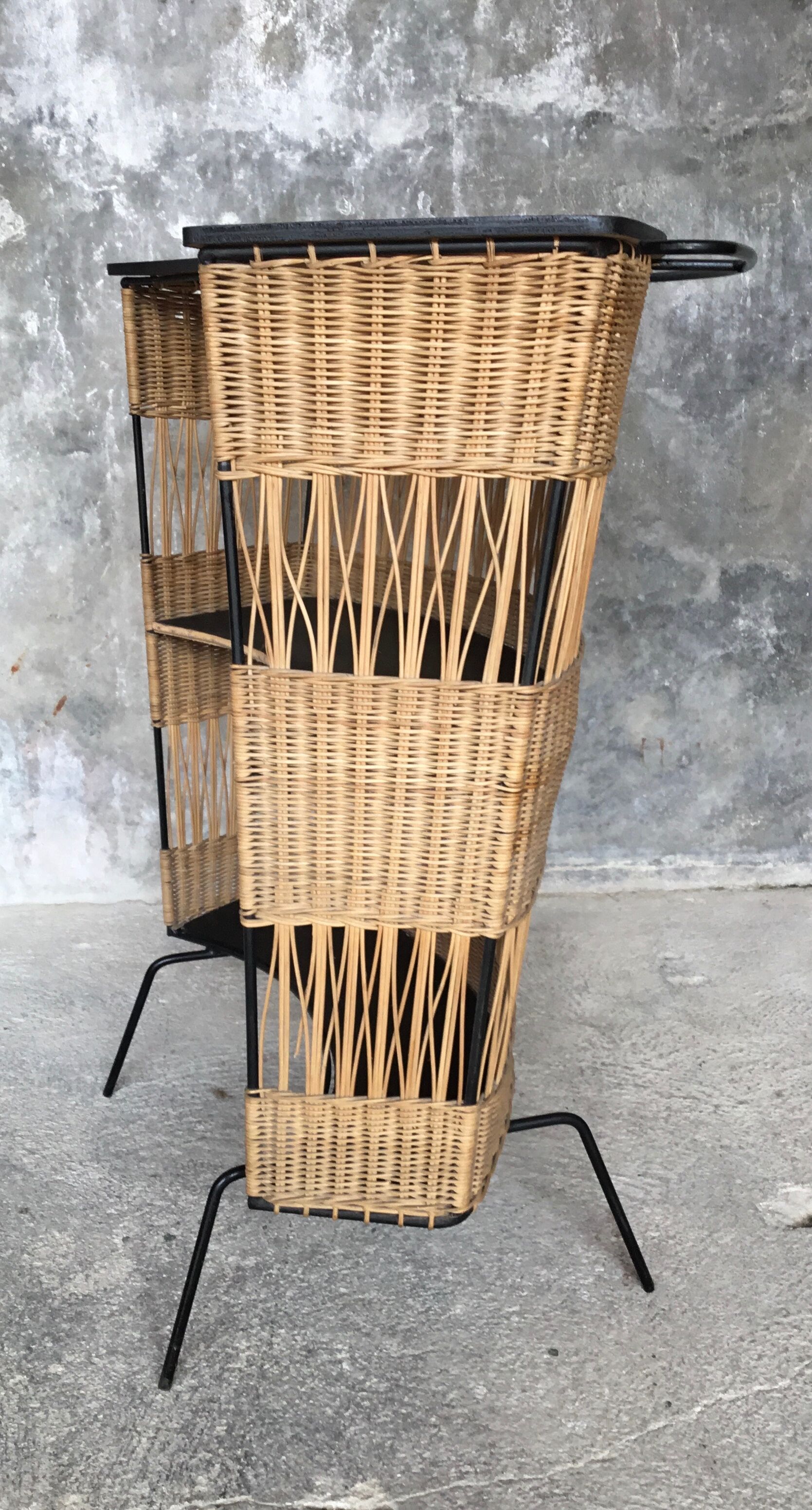 Vintage cocktail bar in wicker and metal - 1960