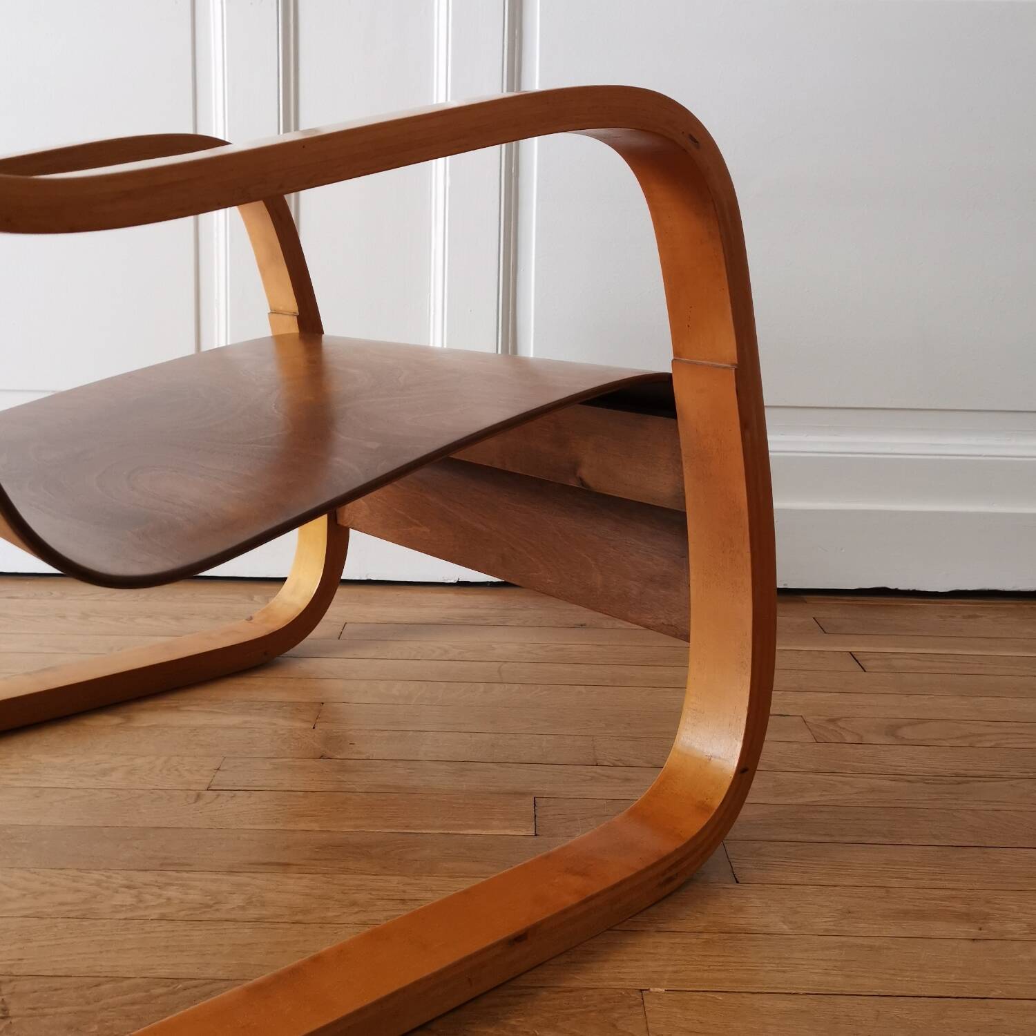 Armchair 31 "Cantilever" by Alvar Aalto, 1930