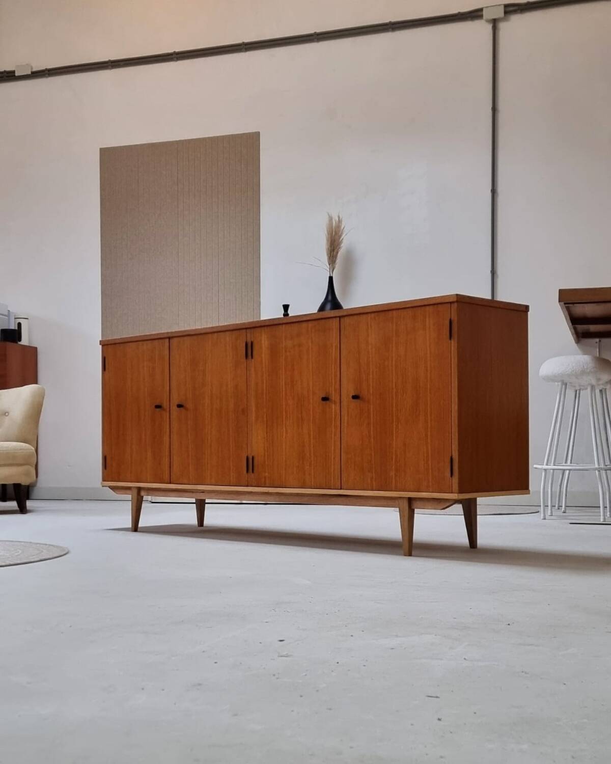 Buffet du milieu du siècle