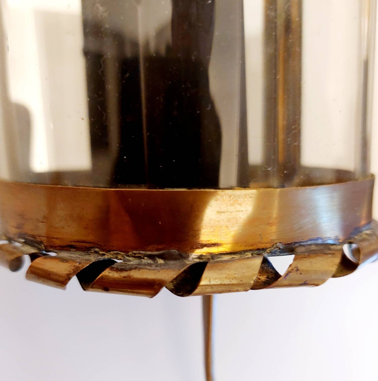 Paire d'appliques anciennes en laiton