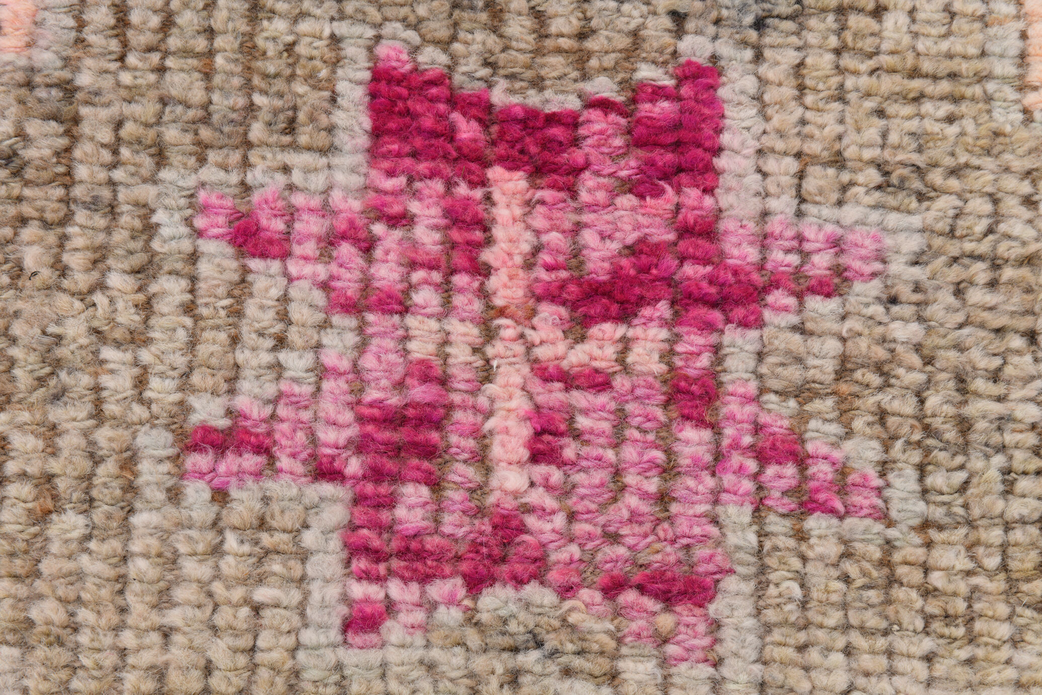 3x11 shades of pink vintage runner rug, 94x346cm